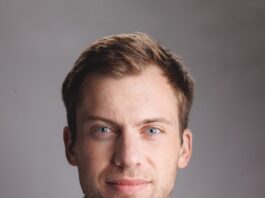 China moves into US diplomatic space as America flounders