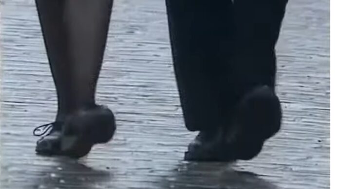 the_bill_feet_front the bill police feet front