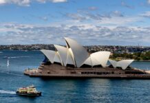 September 28, 1973: The first performance takes place in the new Sydney Opera House Sydney Opera House