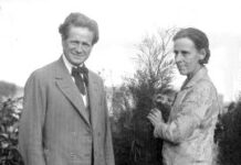 September 20, 1963: Scrivener Dam is completed in order to make Lake Burley Griffin Walter Burley Griffin and his wife Marion Mahony Griffin.