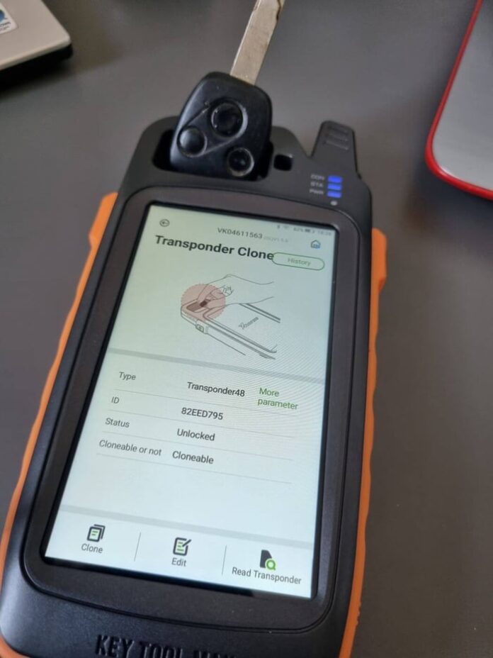 a car key cloning device