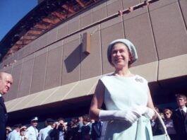 October 20, 1973: The Sydney Opera House is formally opened by Queen Elizabeth II